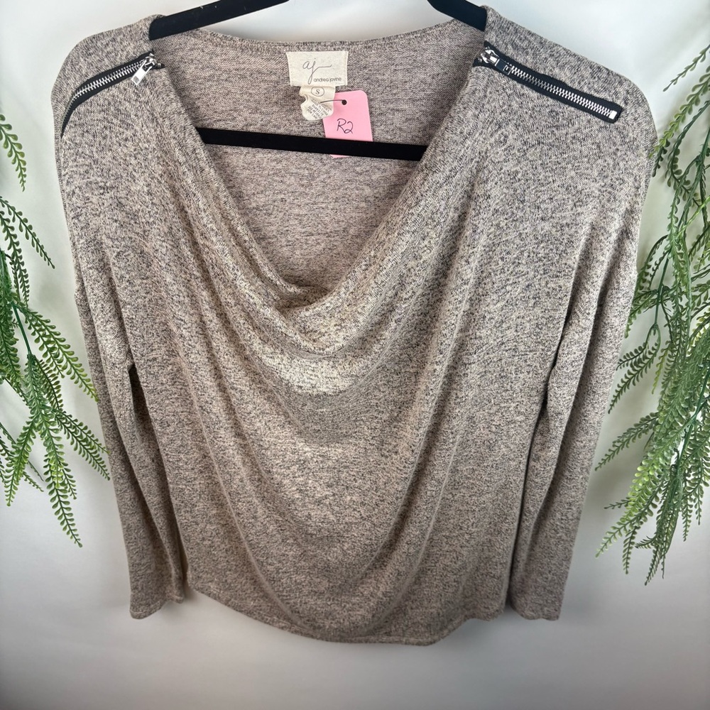 Andrea Jovine. Size small  zipper on shoulder. Long sleeve size small.